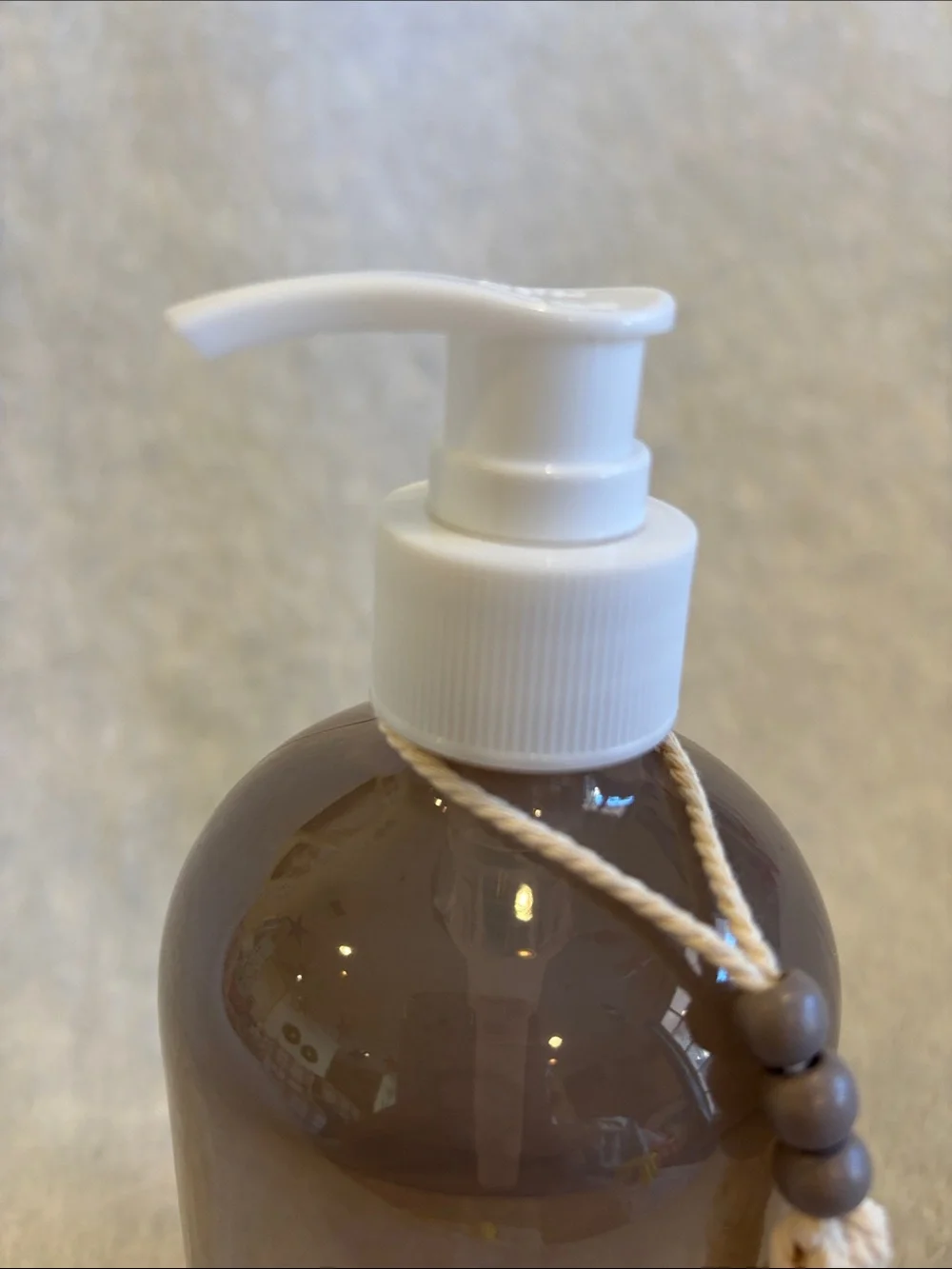 Sand + Fog Scented Vanilla Sands Hand Wash NWT 15.7oz Glass Pump
